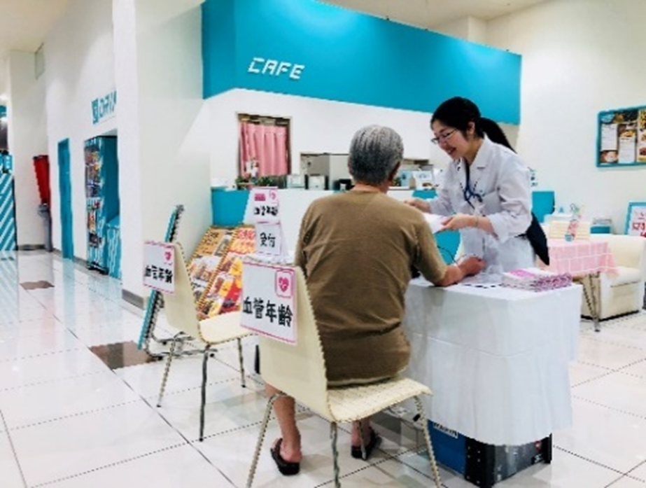 地域住民の健康増進を目的に 全店舗で健康チェックを実施 遊楽 グリーンべると