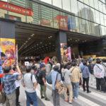 花慶の日2025に『黄金の一撃』登場 アニメタイアップ機も参考出展 花慶の日全景_修正